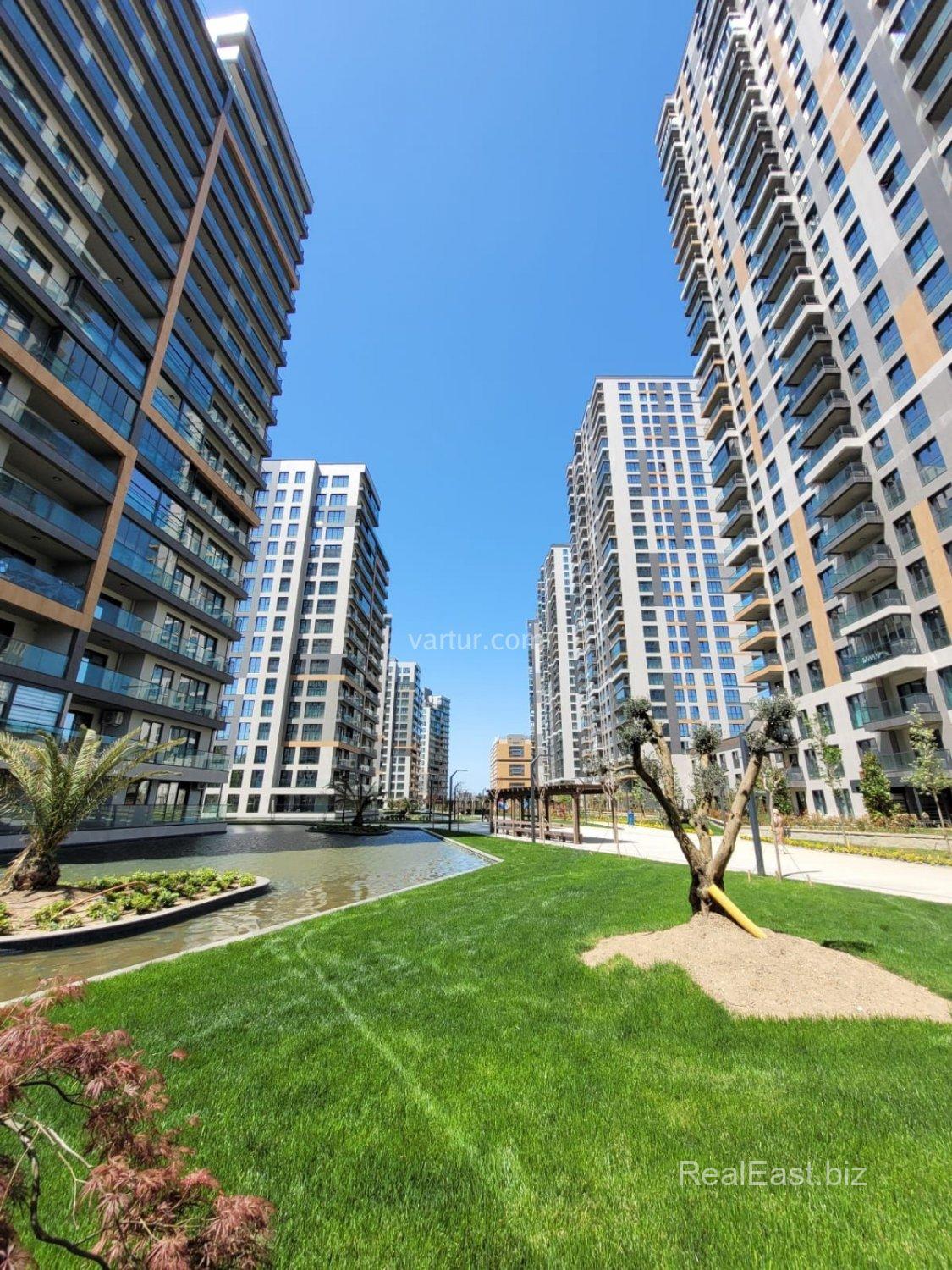 Modern 3-Bedroom Apartment for Sale in Ümraniye